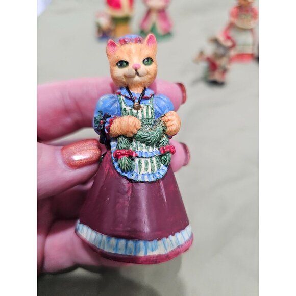 Vintage Marshall Pottery Christmas Cats and a mouse! - Picture 8 of 16